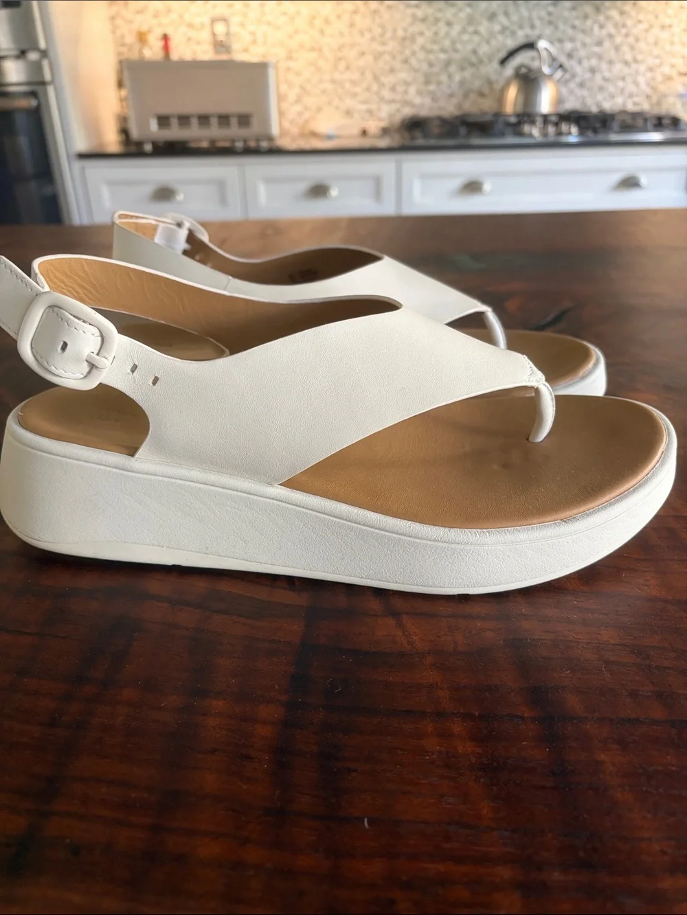 Fitflop F-MODE Flatiform toe post sandals